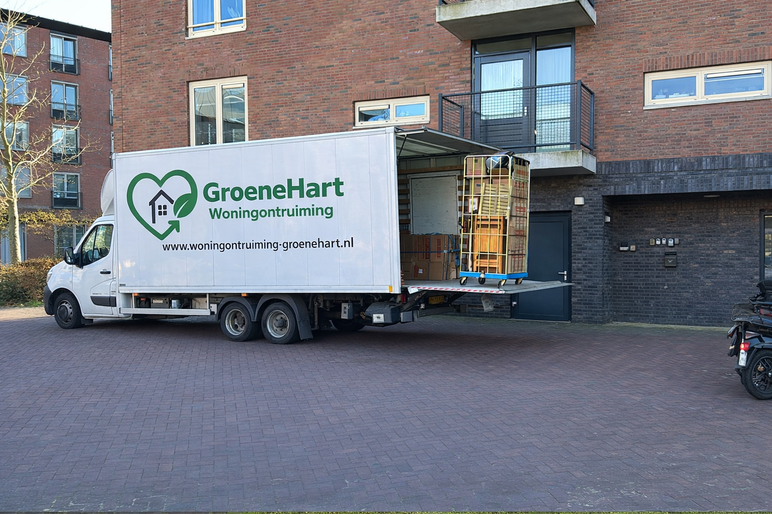 Woningontruiming,spoedontruiming,budgetontruiming,boedelontruiming,boedeluitruiming,huisuitruiming,snel woning ontruimen,Kringloop,rycecelen,goede doel,bedrijfsontruiming,winkelontruiming,hennepontruiming,
				Leiden,voorschoten,leiderdorp,Zuid-Holland,zoeterwoude,zoeterwoude rijndijk,wassenaar,leidchedam,Sassenheim,Lisse,Katwijk,Noordwijk,Rijnsburg,Noordwijkerhout,Warmond,oegstgeest,
				Hillegom,Bennebroek,Roelofarendsveen,Oud ade,Voorhout,Gemeente Tylingen,Vogelenzang,Zwaanshoek,De Zilk,Beinsdorp,Leimuiden,Buitenkaag,kaag,Rijpweteringen,Woubrugge,Ter Aar,Valkenburg- Zuid-Holland,
				Gemeente Wassenaar,Kerk Wassenaar,Kerk Katwijk,Kerk Gemeenschap,Kringloop Katwijk, Kringloop Wassenaar,Kringloop Sassenheim,Chatgpt,Ai,Zoekterm Goedkoopste woningontruiming,